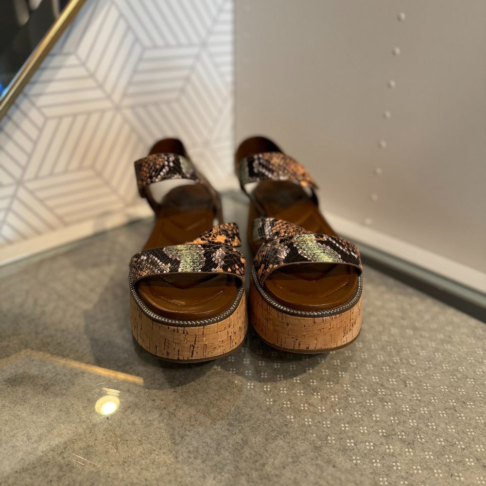 Franco Sarto Womens Ozio Platform Ankle Strap Snake Print Multi Sandals Size 8 M